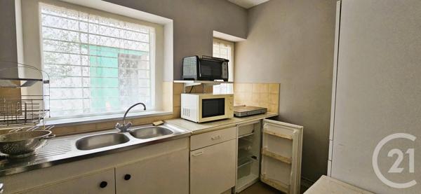 Immeuble à vendre  248,60 m 2   MONTLUCON  - 03