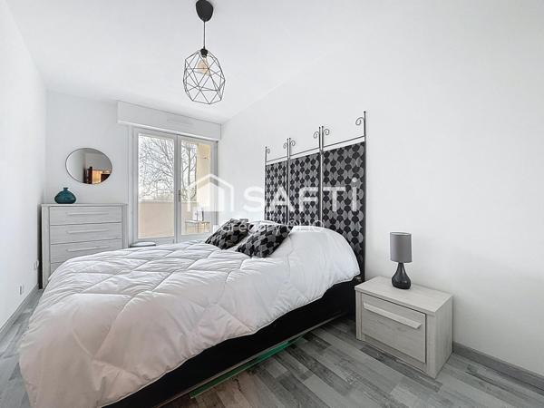 À 800 mètres de la mer, appartement 2 pièces + place de parking