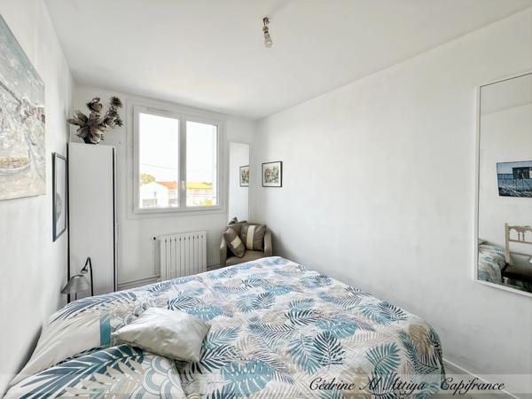 LA ROCHELLE, Appartement à vendre 3 pièces, 1er étage, cave et parking