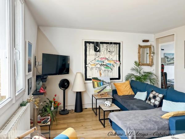 LA ROCHELLE, Appartement à vendre 3 pièces, 1er étage, cave et parking