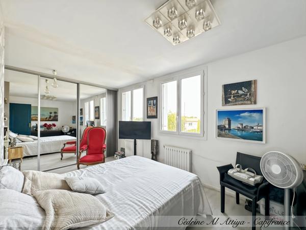 LA ROCHELLE, Appartement à vendre 3 pièces, 1er étage, cave et parking