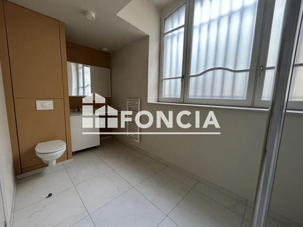 Location Appartement 2 pièces 53.3 m² - 1 RUE HENRI OUDIN Poitiers 86000