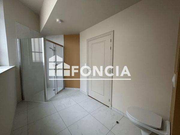Location Appartement 2 pièces 53.3 m² - 1 RUE HENRI OUDIN Poitiers 86000
