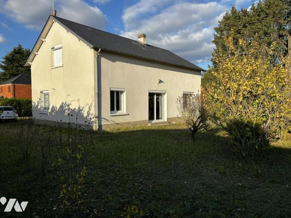 Maison lumineuse au fort potentiel sur 743 m² de terrain – emplacement prisé