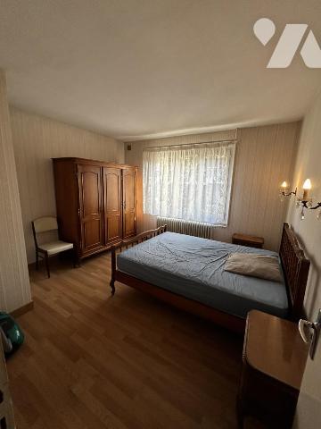 Maison lumineuse au fort potentiel sur 743 m² de terrain – emplacement prisé