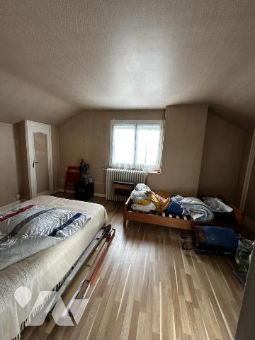 Maison lumineuse au fort potentiel sur 743 m² de terrain – emplacement prisé