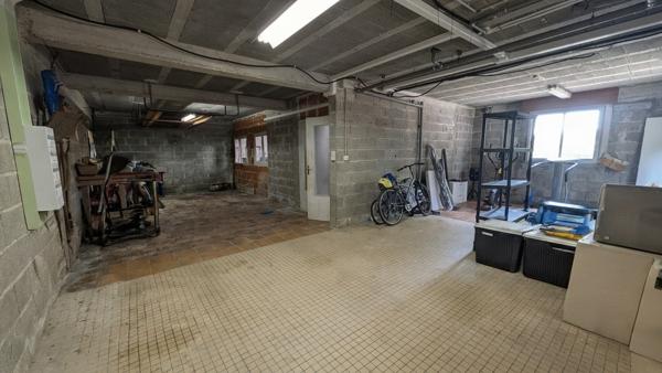 A 8 minutes de Quimper jolie maison rénovée 5 chambres, 128 m² + 90 m² de sous-sol