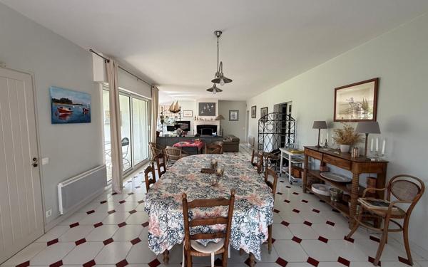 Maison à vendre    8 pièces •  Les Portes-en-Ré
