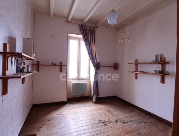 Maison de caractère en centre-bourg – 3 chambres