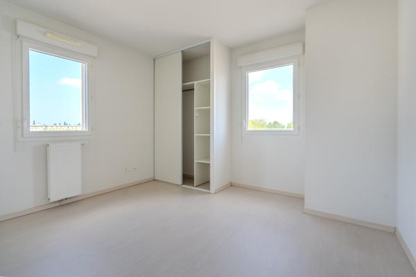 Appartement
         2 pièces
        - 45 m² Exclusivité 169 900 € *