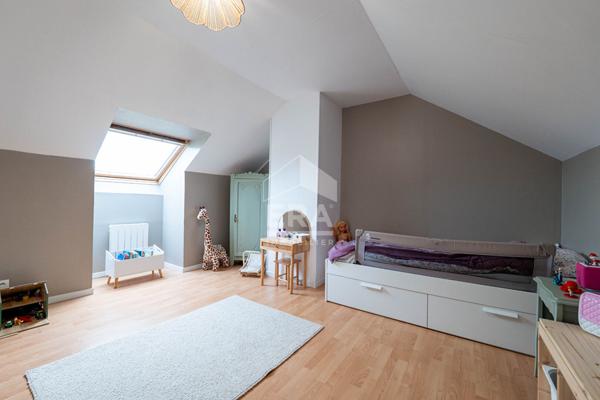 Maison individuelle semi plain pied