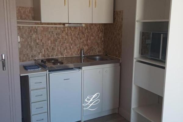 Location - Appartement 1 pièces 29 m 2 ECOMMOY (72220)