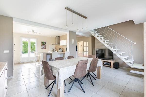 Maison 7 pièces - 133 m² Exclusivité efficity