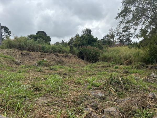 jolie  parcelle  - zone UB - 13m à l égout et 17m au faitage