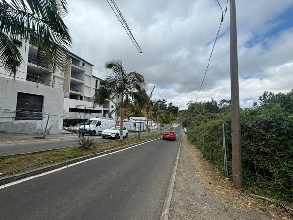 jolie  parcelle  - zone UB - 13m à l égout et 17m au faitage