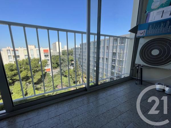 Appartement T4 à vendre  4 pièces - 84,10 m 2   MARSEILLE  - 13015