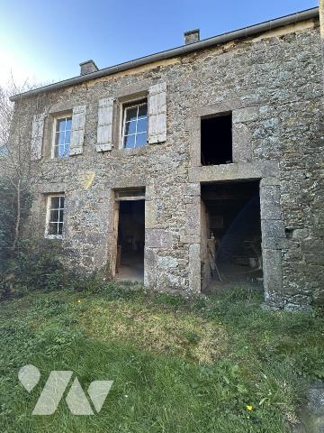 Maison d'habitation + ancienne maison et dépendance