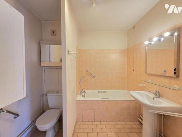 Appartement de type 3 avec balcon + cave + garage