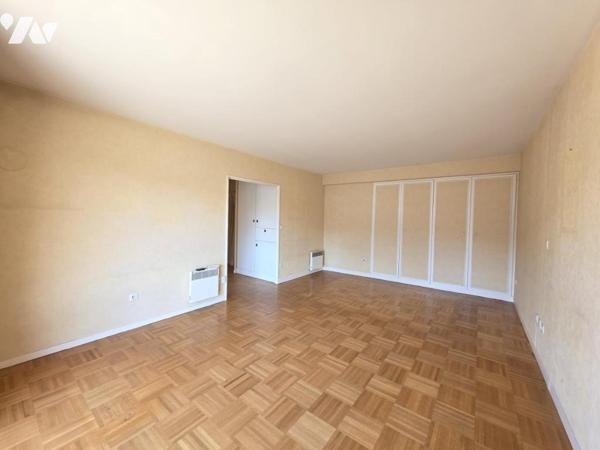 Appartement de type 3 avec balcon + cave + garage