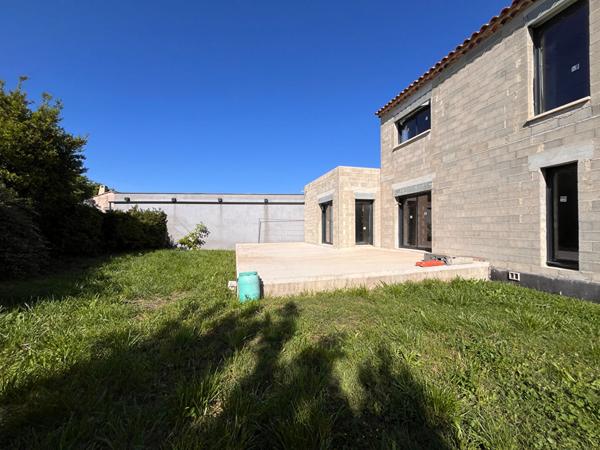 Achat maison L'Isle-sur-la-Sorgue - 4 pièce(s) - 130 m² - 329 000 €