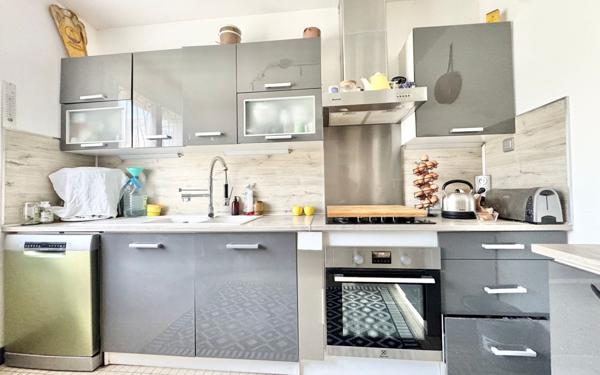 Maison à vendre    3 pièces • 80 m2 Champhol