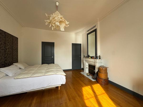 Vente Maison Nieul-sur-mer 8 pièces 198m²-IRM4357