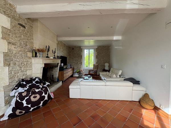Vente Maison Nieul-sur-mer 8 pièces 198m²-IRM4357