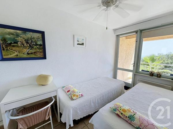Maison à vendre  4 pièces - 71,40 m 2   CAVALAIRE SUR MER  - 83