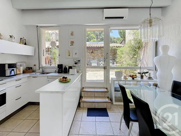 Maison à vendre  4 pièces - 71,40 m 2   CAVALAIRE SUR MER  - 83