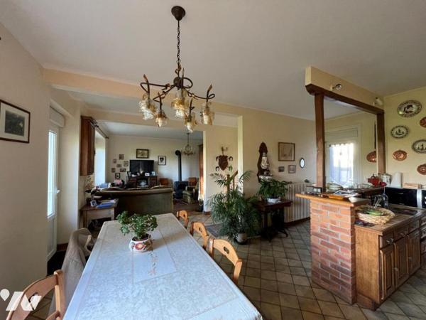 Entre SAINT MALO et CANCALE - Maison / Ferme T5 de 117m² avec nombreuses annexes sur 2,5ha de terre.