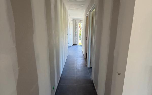 Maison à vendre    4 pièces •  Lisle-en-Rigault