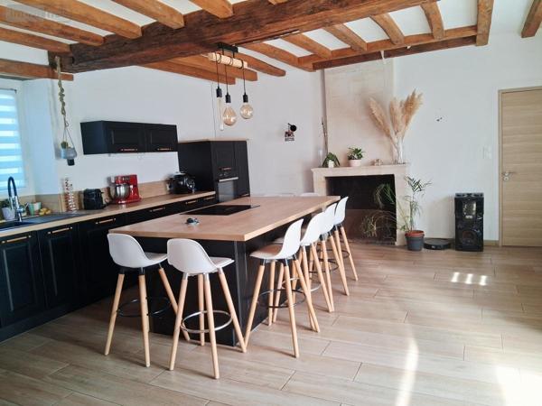 Maison à vendre à Corné dans le Maine-et-Loire (49630), ref : 49039-1083