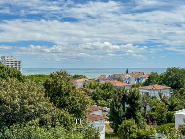 Appartement 4 pièce(s) 3 chambre(s) 136 m²
