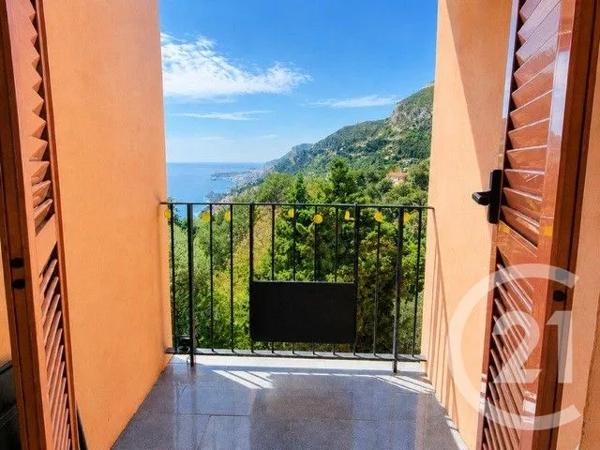 Appartement F3 Bis à vendre  3 pièces - 95 m 2   ROQUEBRUNE CAP MARTIN  - 06