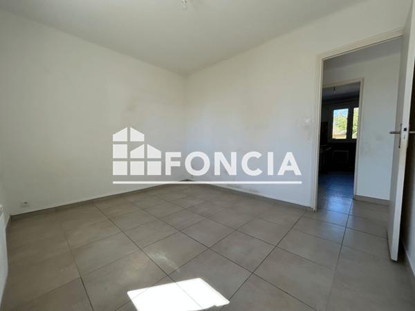 Location Appartement 3 pièces 58.02 m² - 24 AVENUE DE SAINTE ANNE Marignane 13700