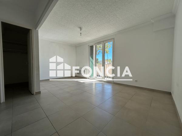 Location Appartement 3 pièces 58.02 m² - 24 AVENUE DE SAINTE ANNE Marignane 13700