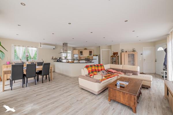 Maison à vendre |  Ambarès-et-Lagrave |  4 pièces | 110 m²