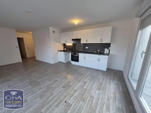 Appartement à louer 4 pièces 85.11m² Valenciennes (59300)