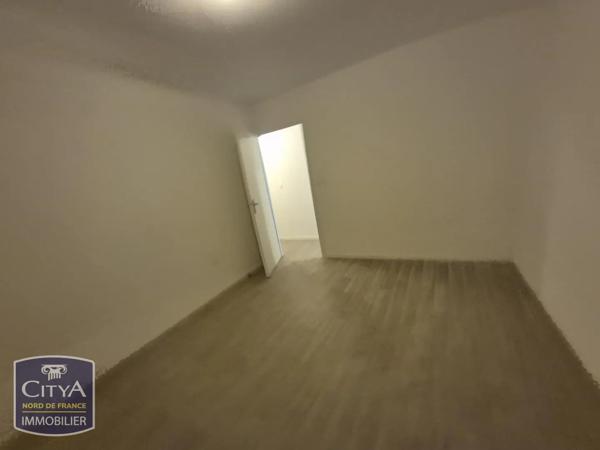 Appartement à louer 4 pièces 85.11m² Valenciennes (59300)