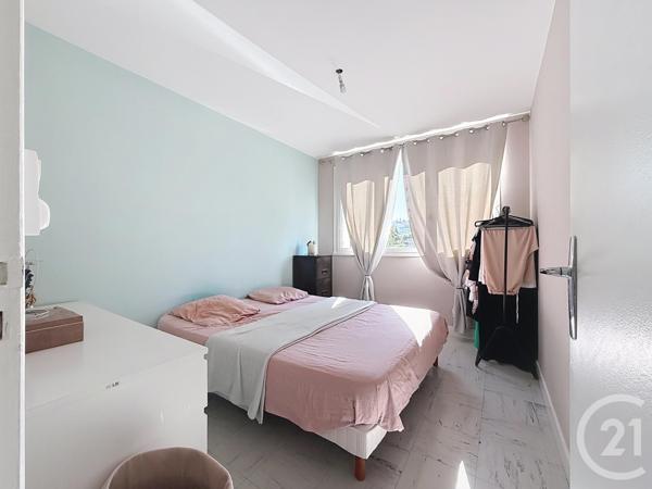 Appartement F4 à vendre  4 pièces - 76 m2 TROYES - 10