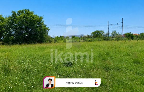 Terrain à Batir de 670 m²