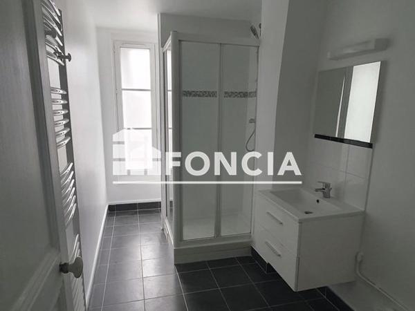 Location Appartement 3 pièces 57.7 m² - 3 RUE MONT LOUIS Paris 75011