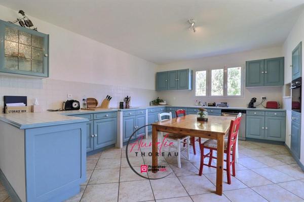 maison de famille, 6 chambre sur terrain clos arboré