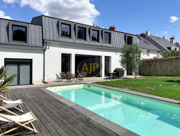 Biens de prestige à vendre Nantes : maison 1 500 000€ - AJP Immobilier Nantes Jouzel