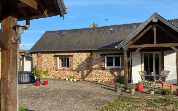 Maison à vendre    5 pièces • 152 m2 Parville