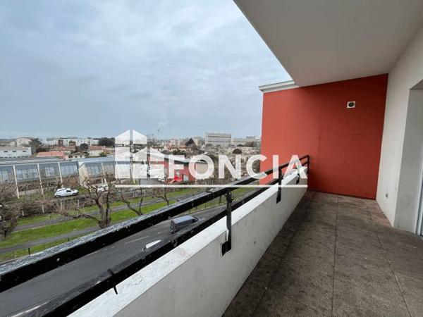 Location Appartement 4 pièces 83 m² - 22 ALLEE DE BELLEFONTAINE Toulouse 31100