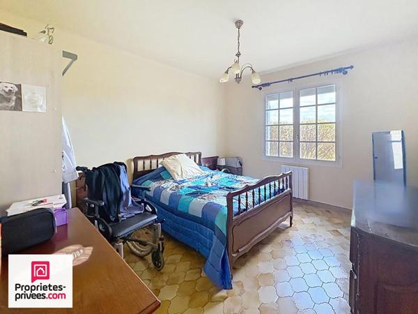 Rians Villa T4 sur 765 m²  au calme à pied du village