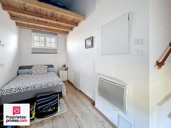 Rians Villa T4 sur 765 m²  au calme à pied du village