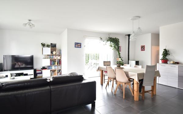 Maison à vendre    5 pièces •  Meximieux