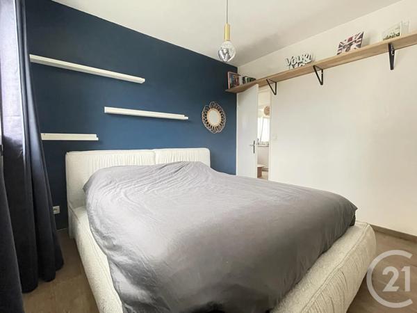 Appartement F3 à vendre  3 pièces - 58,69 m 2   LOUVECIENNES  - 78